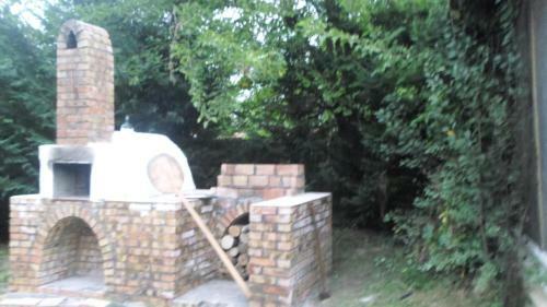 Hostal Kemenc�s Vend�gh�z