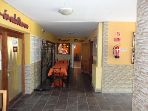 Hostal Szabadid? K�zpont Panzi� B�tonyterenye
