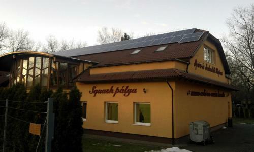 Hostal Szabadid? K�zpont Panzi� B�tonyterenye