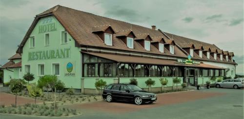 Land-plan Hotel