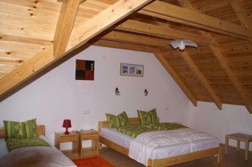 Hostal �regt�lgy Panzio