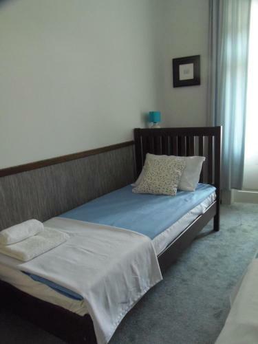 R�zsakert Apartman