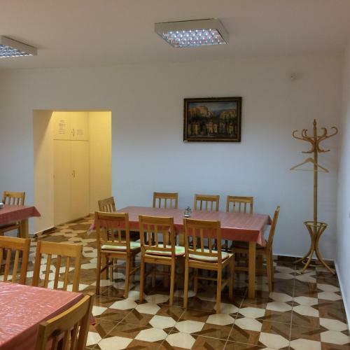 Hostal Artemisz Gasztro