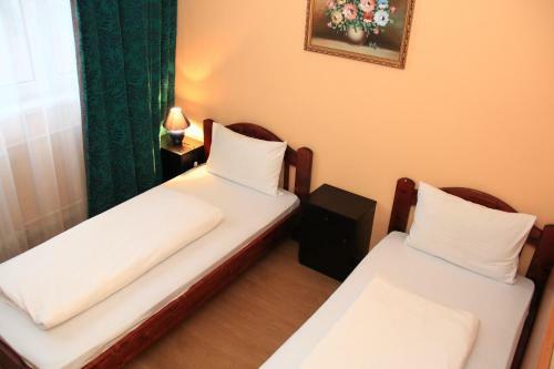 Hotel �zd