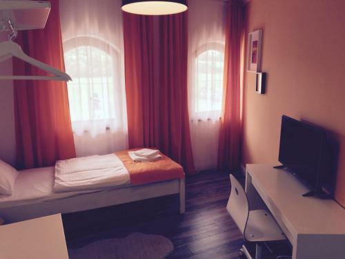 Hostal Kostel �tterem �s Panzi�