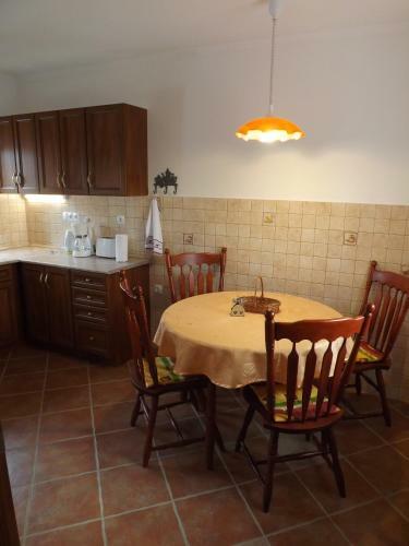 Apartamento Nagybajcsi K�rtefa Vendeghaz