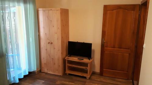 Nefelejcs Fagyiz� �s Apartmanh�z