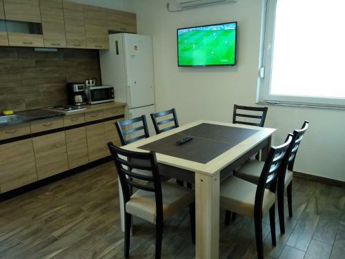 Anik� Apartmanh�z