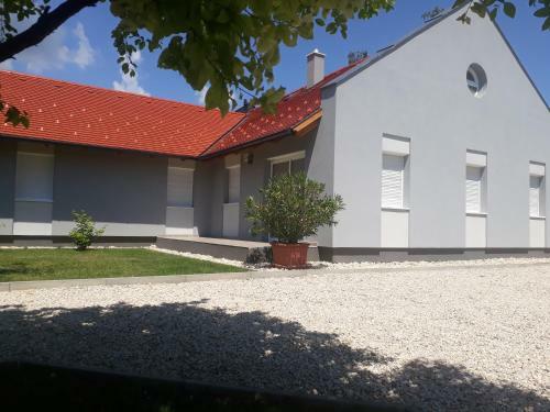 Apartamento Mint Otthon Vend�gh�z
