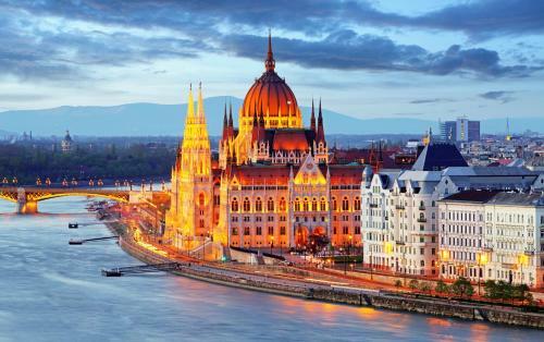 L�nyay Room