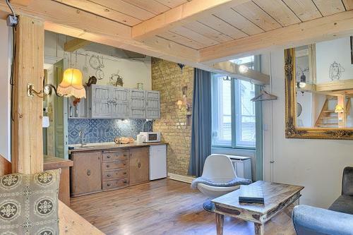 Lavender Circus Apartments
