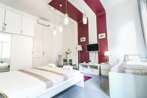 Real Apartments Heged?
