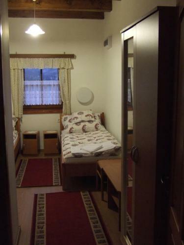 Hostal �reg Somfa Vend�gh�z