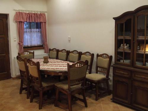Hostal �reg Somfa Vend�gh�z