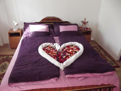 Hostal Holl�k?i Vend�gh�z