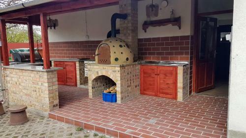 Hostal Holl�k?i Vend�gh�z