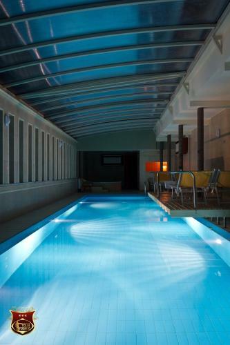 Hotel Toldi Fogad�