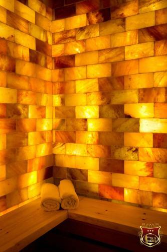 Hotel Toldi Fogad�