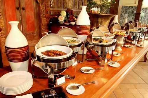 Hotel Laras Asri Resort & Spa