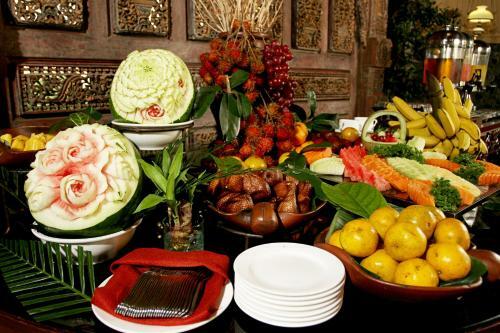 Hotel Laras Asri Resort & Spa