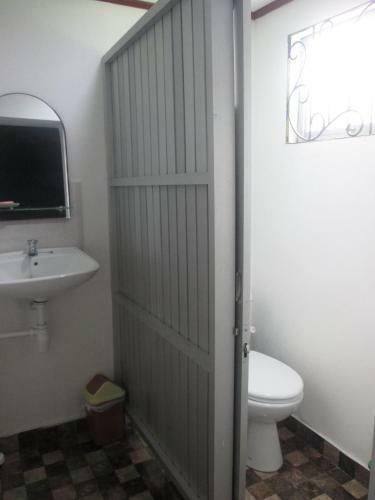 Hostal Mjr Ticketing Guest House