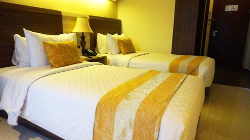 Sapphire Sky Hotel & Conference