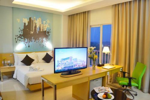 Hotel Santika Bsd City-serpong