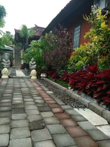 Hostal The Arya Guest House