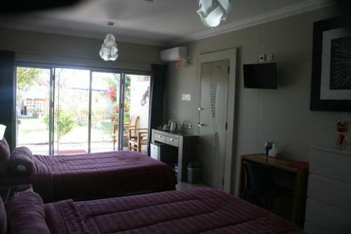 Hotel Silver Fern Beach Retreat