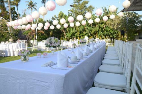 Tirta Ayu Hotel And Restaurant