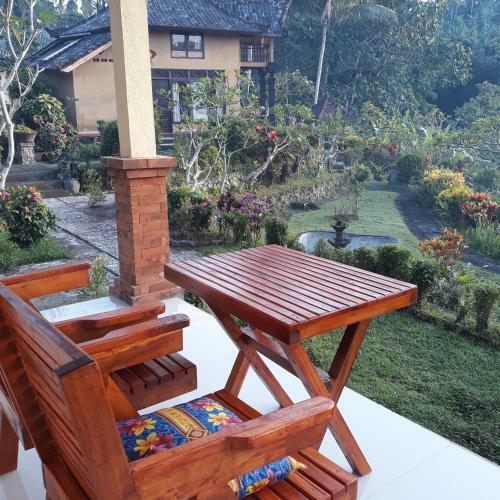 Hostal Leging View
