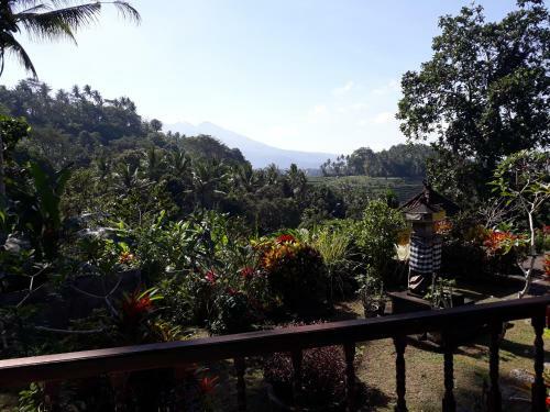 Hostal Leging View