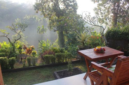 Hostal Leging View