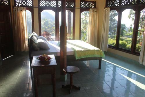 Hostal Leging View