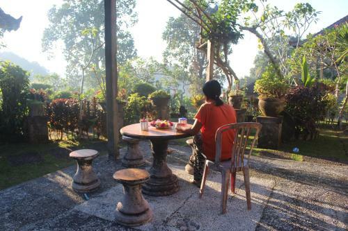 Hostal Leging View