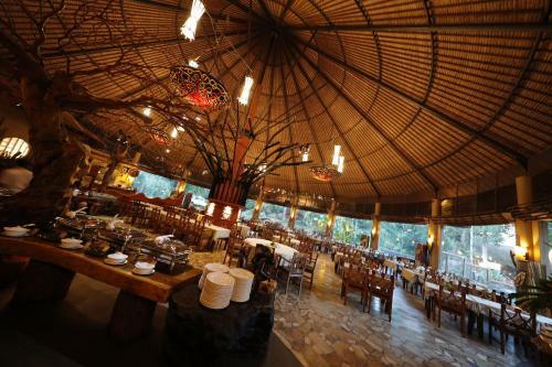 Mara River Safari Lodge Bali