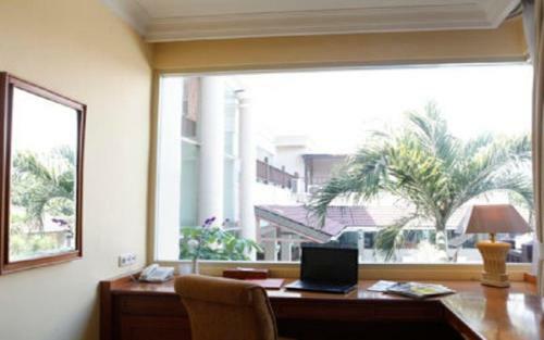 Hotel Resor Tuban Tropis