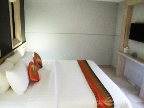 D'max Hotel & Convention Lombok