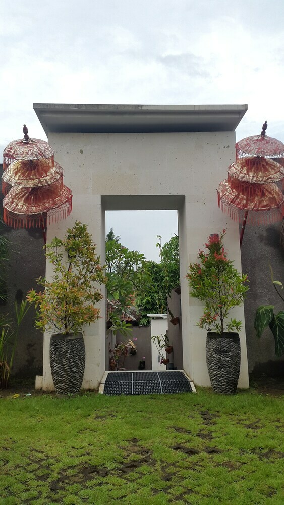 Sri Abi Ratu Villa