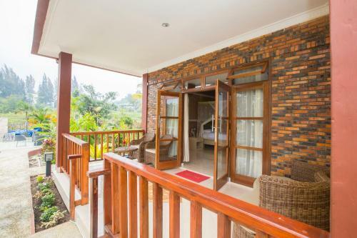 Hostal Toba Village Inn