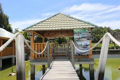 Hostal Toba Village Inn
