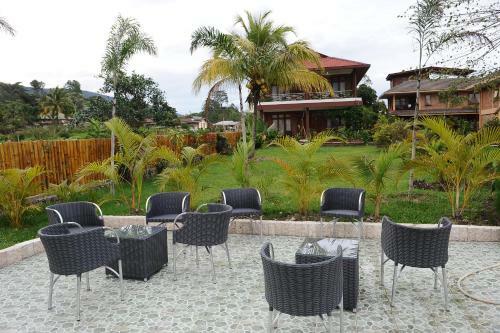 Hostal Toba Village Inn