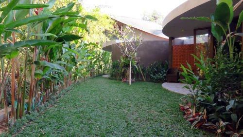 Hotel de Moksha Eco Friendly Boutique Resort