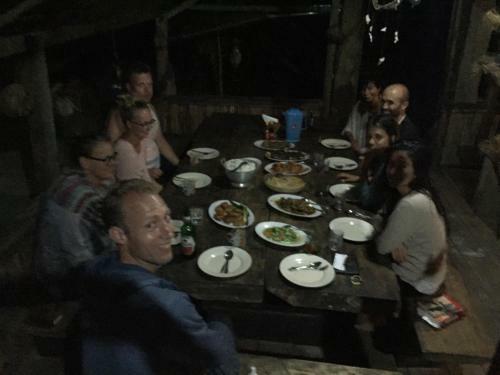 Hostal Putih Lessy Indah