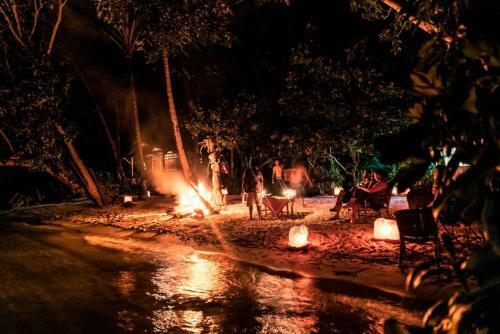Hostal Putih Lessy Indah