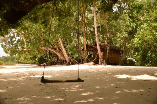 Hostal Putih Lessy Indah