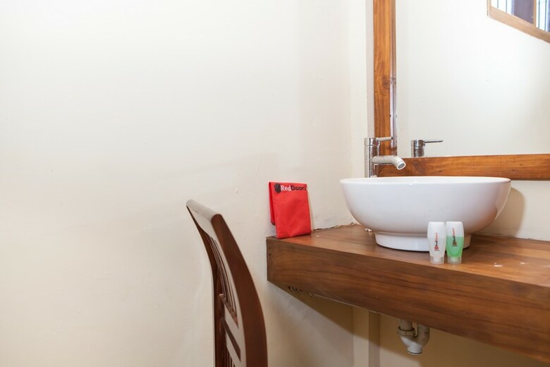 Hostal Reddoorz Near Baluran National Park