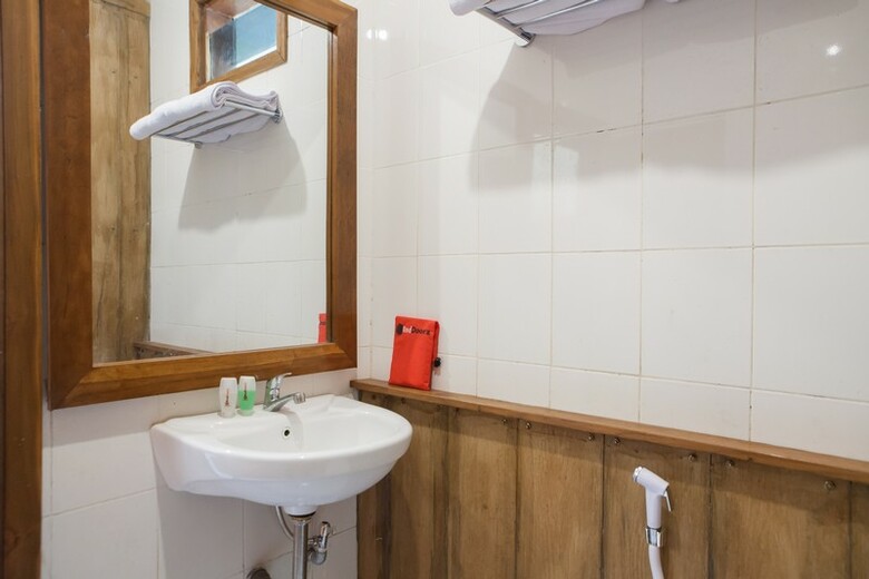 Hostal Reddoorz Near Baluran National Park