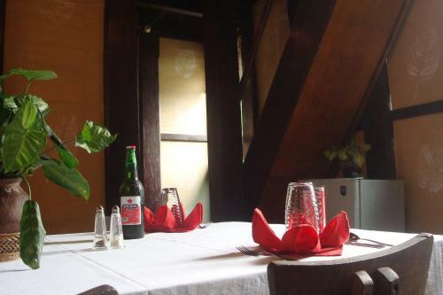 Tongkonan Layuk Lion