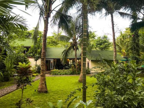 Hotel The Village Bunaken